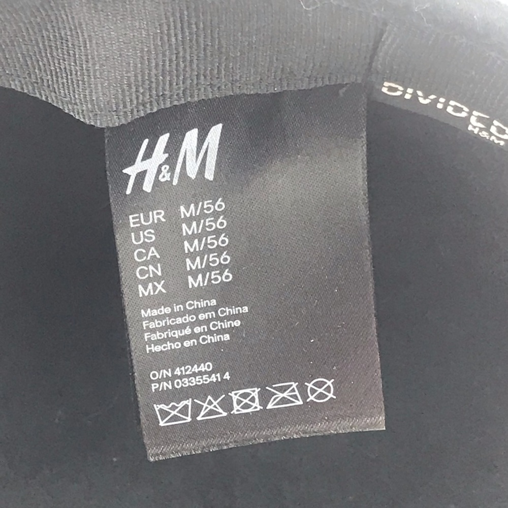 H&M Double Puffball Hat - Picture 14 of 15